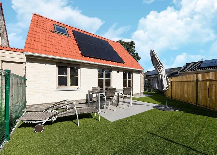 Cozy Polder House On The Westhinder Domain