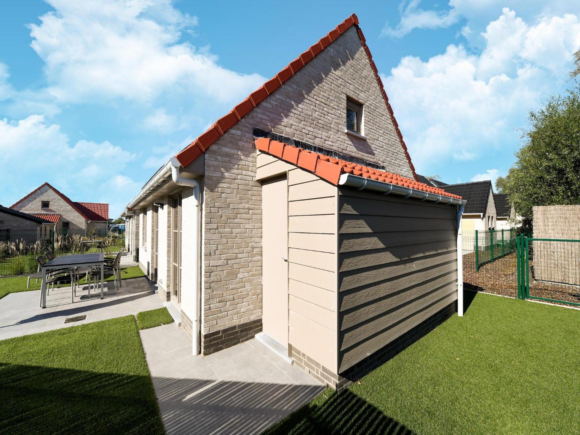 Cozy Polder House On The Westhinder Domain *